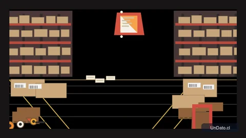 Una bodega con cajas de despacho, etiquetas de turnos y señalética de temporada alta asociada a empleo temporal.
