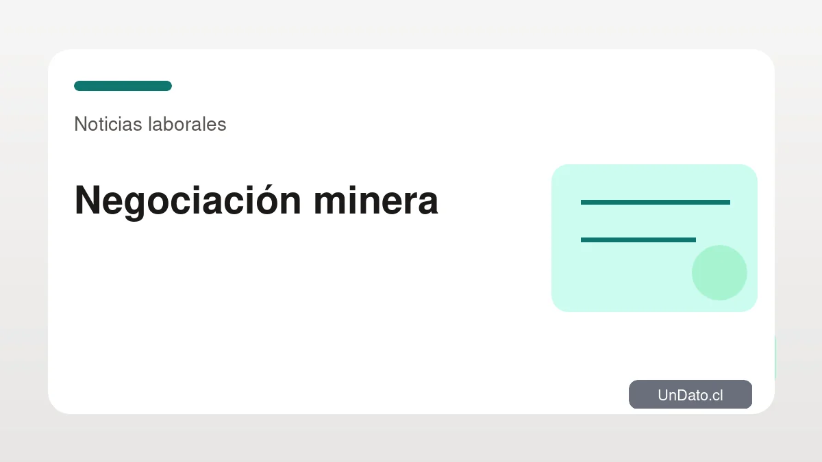 Acceso señalizado a una operación minera con instalaciones industriales al fondo
